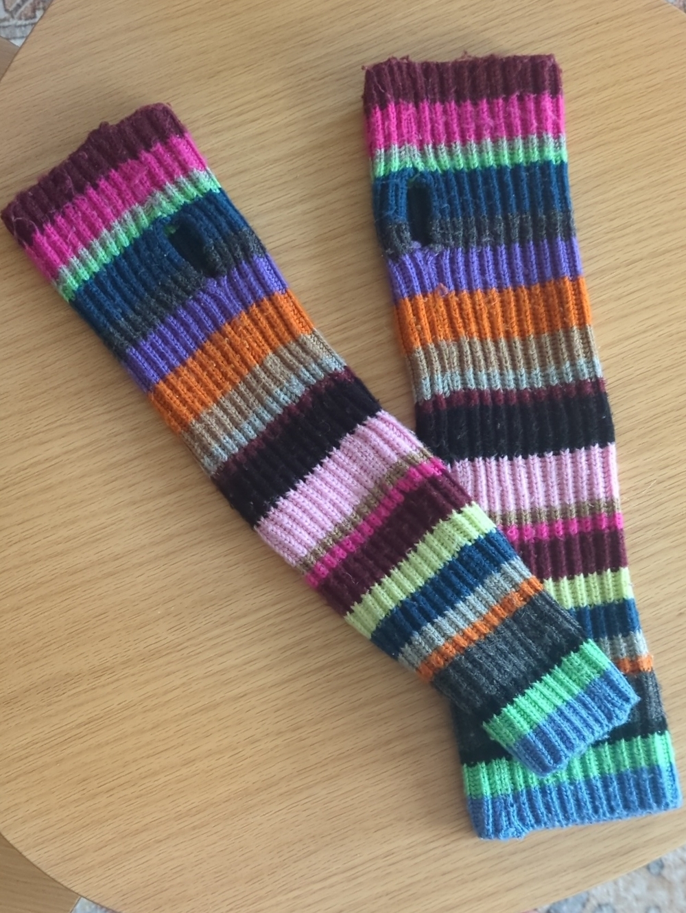 Echo Multicolor Striped Fingerless Gloves - Cozy Winter Accessories